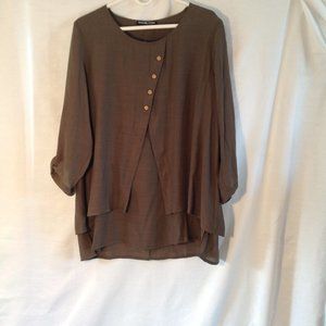 Rachel Cole Layered X-Front Shirt (moss green)